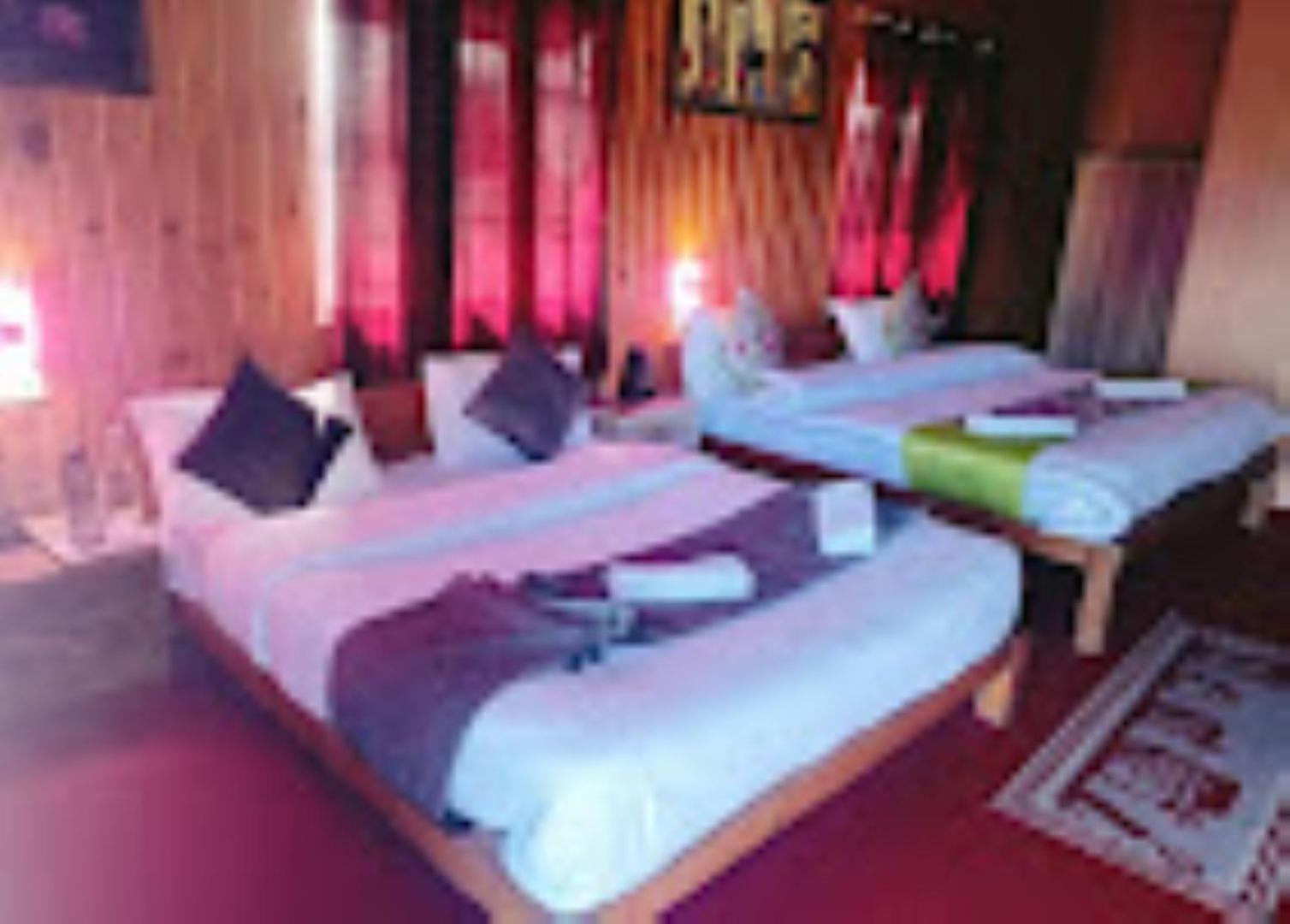 The Village Retreat Resort , Guptkashi Gupta Kāshi Exterior foto