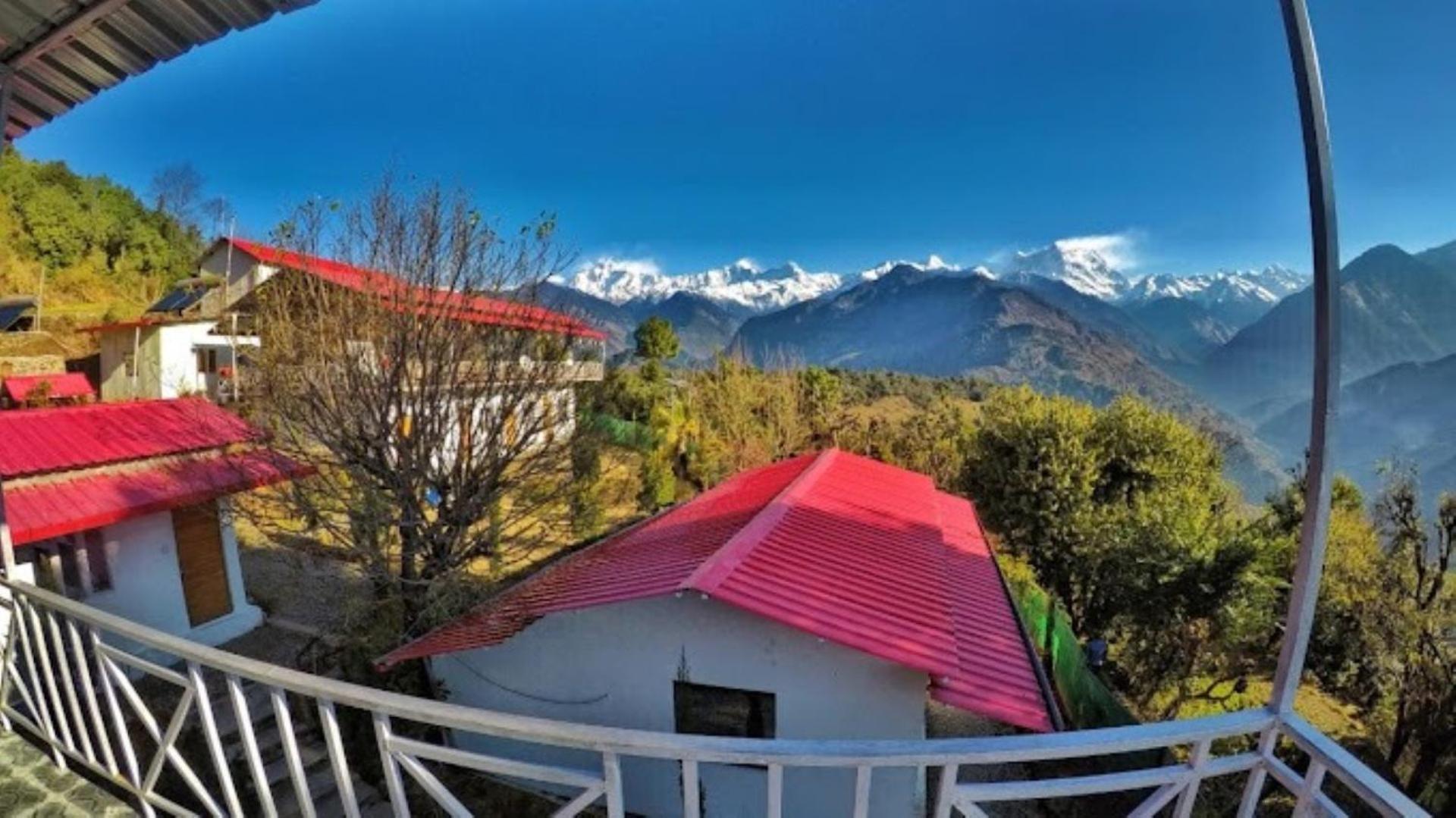 The Village Retreat Resort , Guptkashi Gupta Kāshi Exterior foto